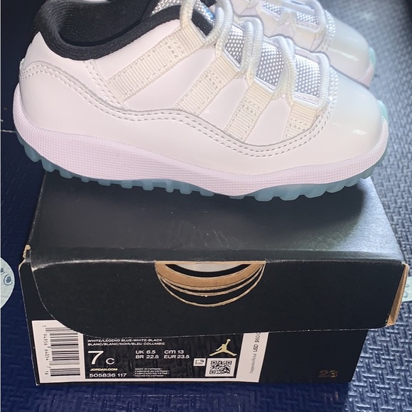 Toddler size 7c Jordan 11 legend blue - Picture 1 of 4